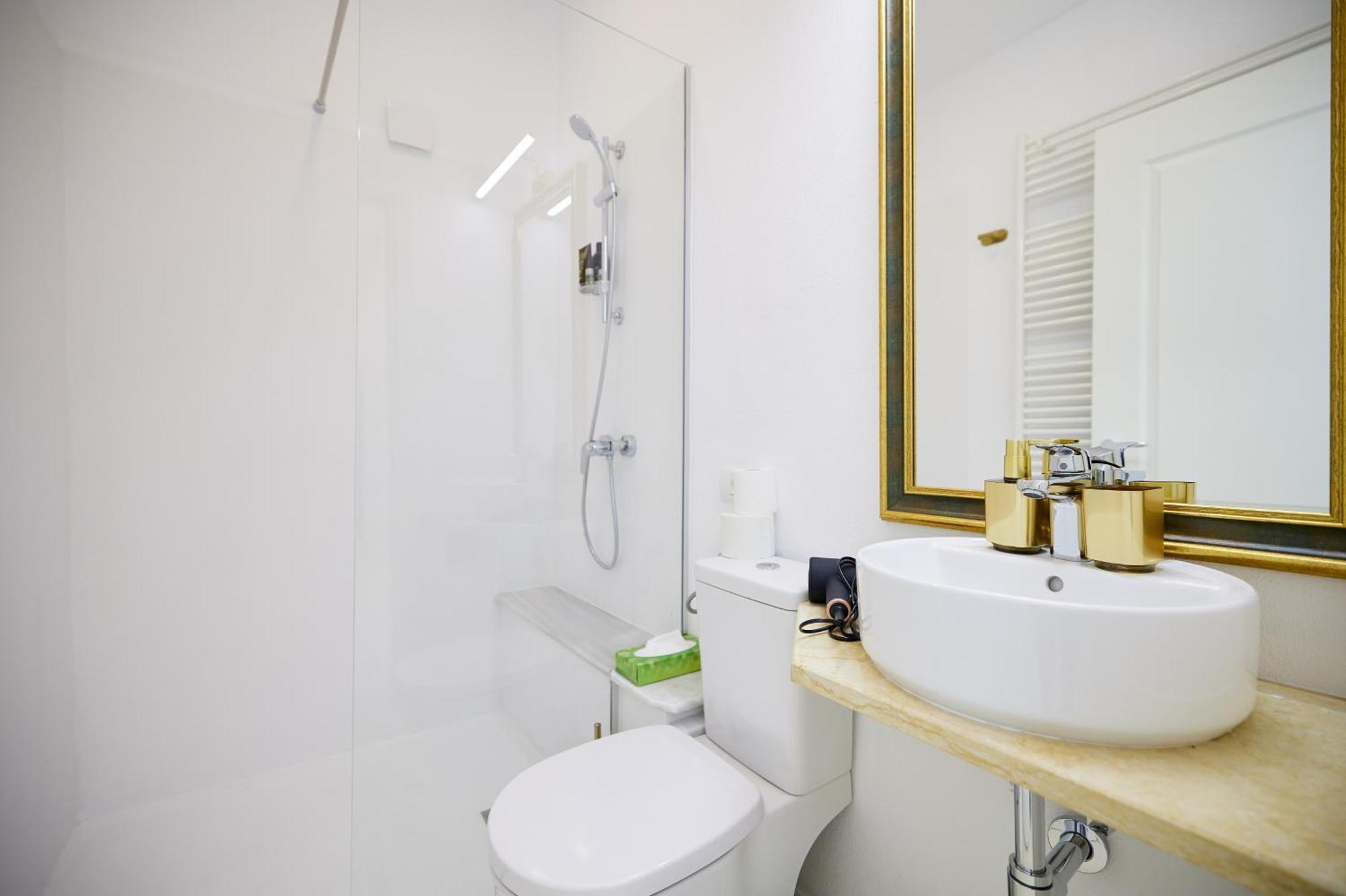 Carol Park View Hotel Bucharest Luaran gambar